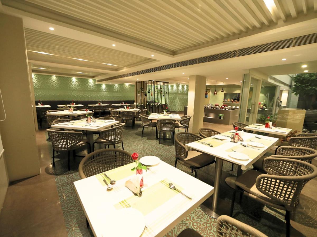 D R Utthama Nellore - Am Hotel Kollection Exterior photo