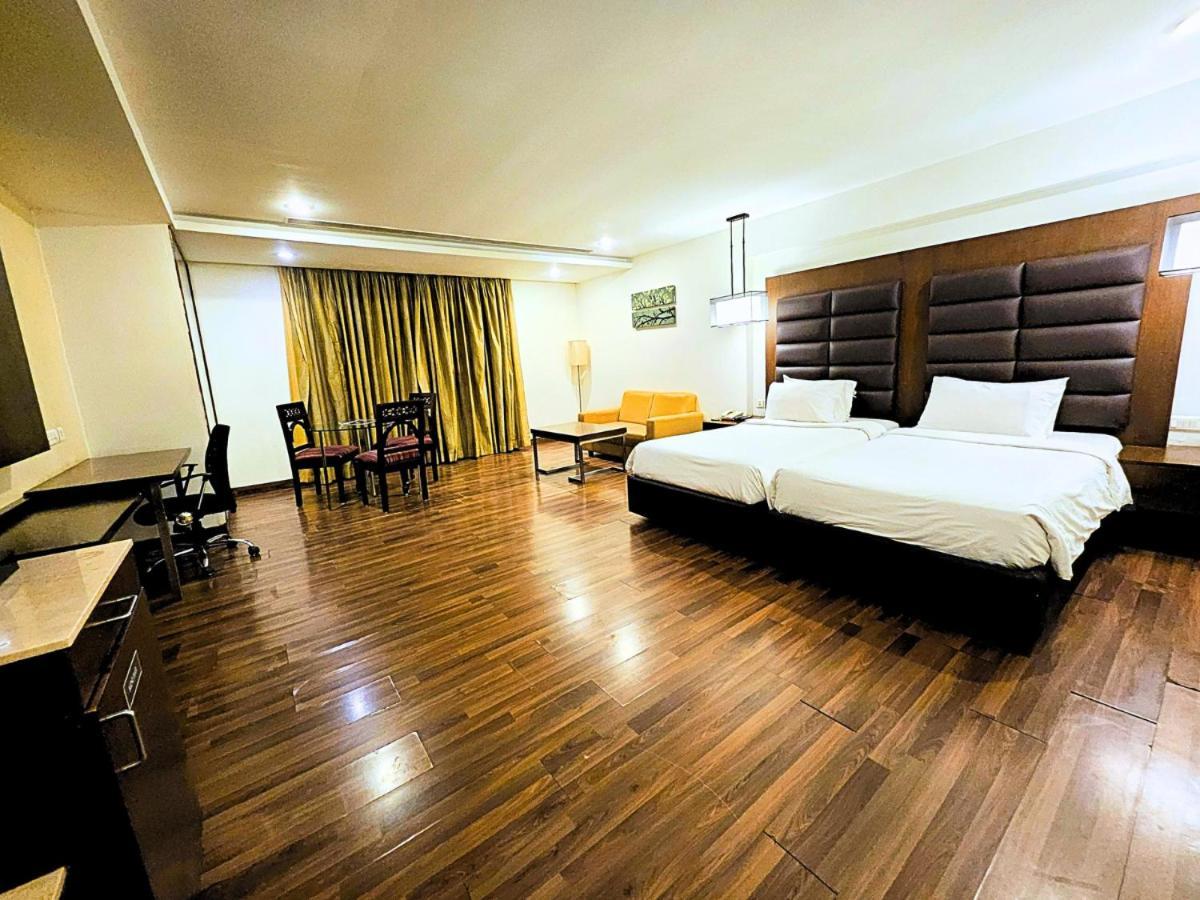 D R Utthama Nellore - Am Hotel Kollection Exterior photo