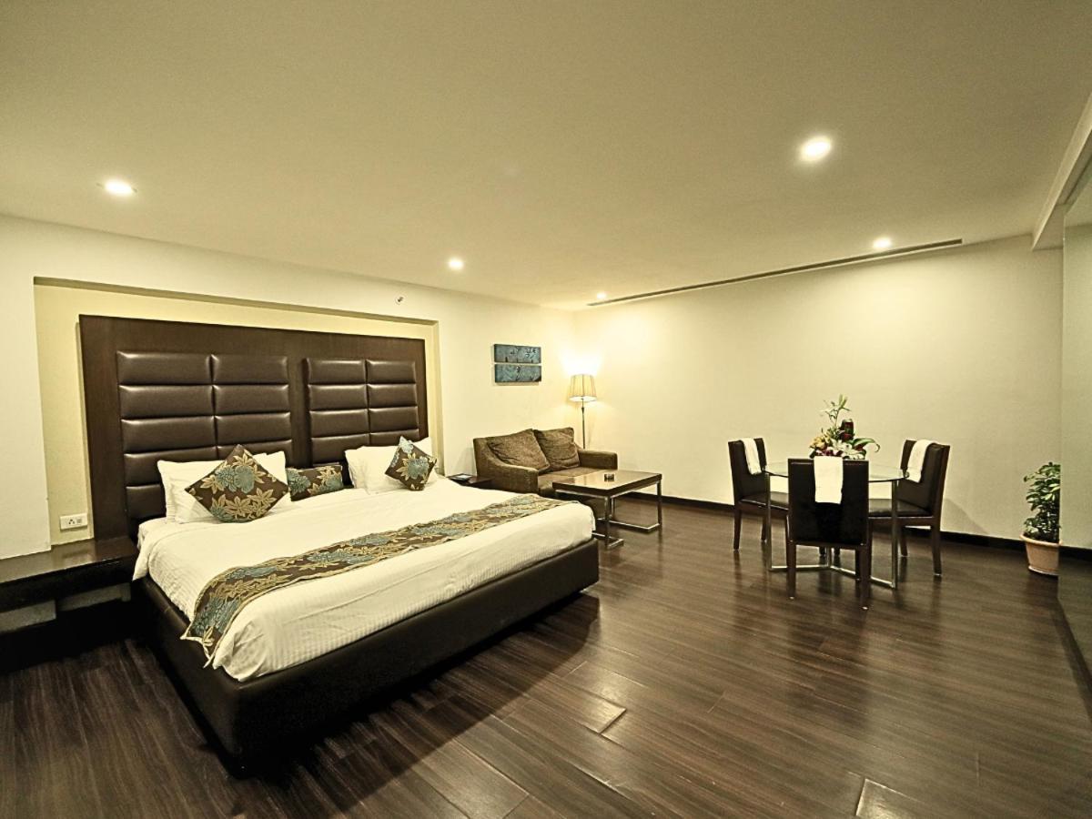 D R Utthama Nellore - Am Hotel Kollection Exterior photo